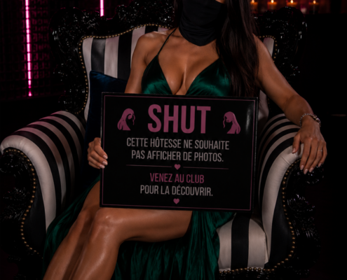 Hotesse Anaconda Paloma Club Adultes Happy Hour Massage 8