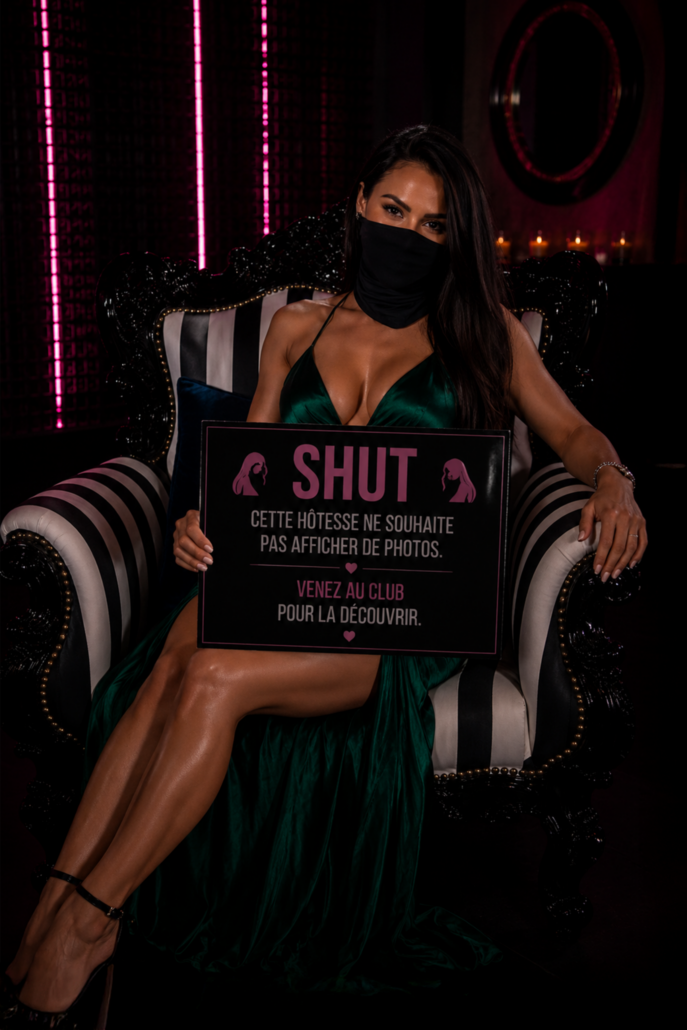 Hotesse Anaconda Paloma Club Adultes Happy Hour Massage 8